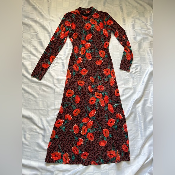 Free People Romance Retro Midi Dress with Poppy Floral Details - Picture 16 of 16